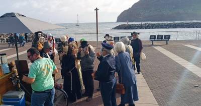 Mascarados surpreendem em Machico (com vídeo)