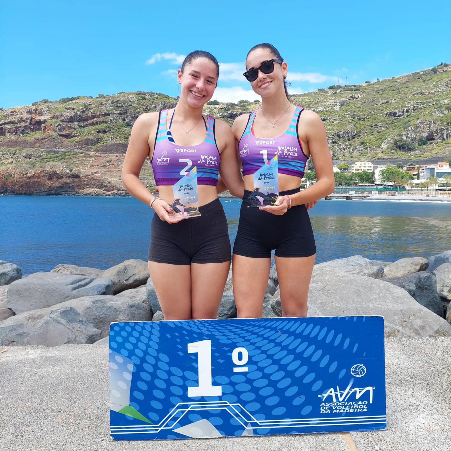 Joana Fagundes / Mariana Cruz vencedoras nos seniores femininos.