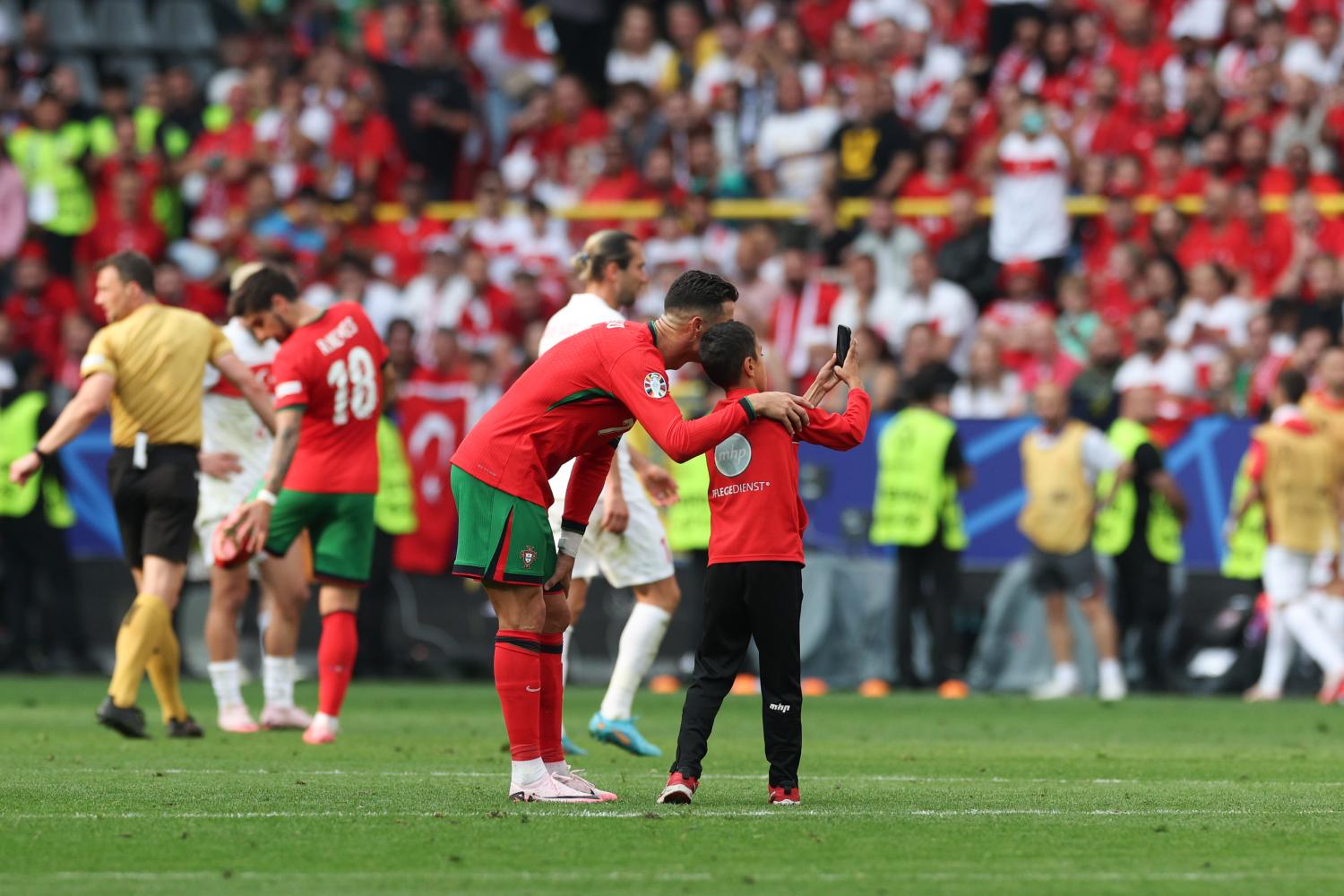 “Realizei o meu sonho. Agora tenho uma fotografia com Cristiano Ronaldo”