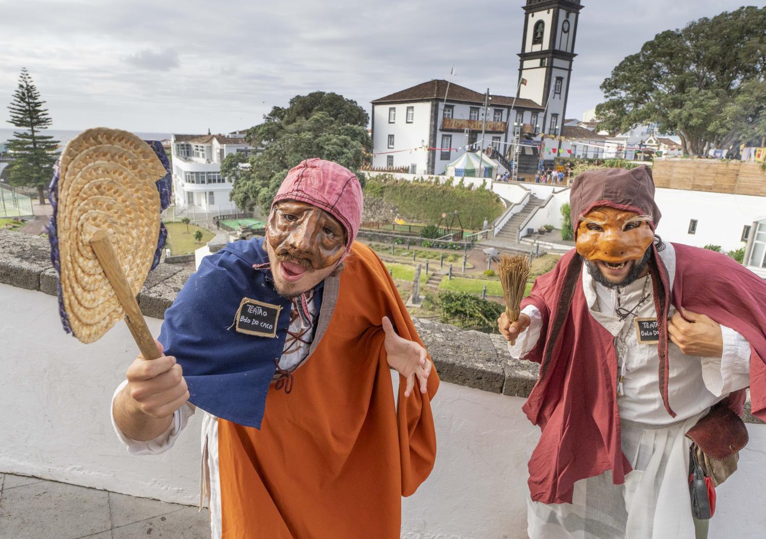 Teatro Bolo do Caco participa em Feira Quinhentista nos Açores (com fotos)