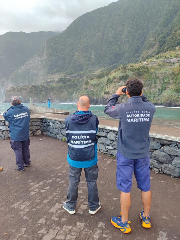 Polaco foi praticar snorkeling ontem à tarde no Seixal e ficou a aguardar resgate até ao amanhecer