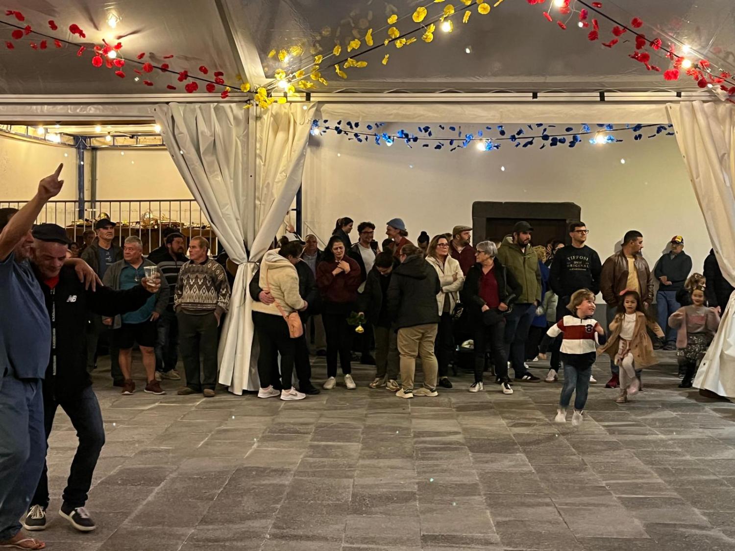 Padroeiro Santo Antão celebrado no Seixal com música e animação nas barraquinhas (com vídeo e fotos)