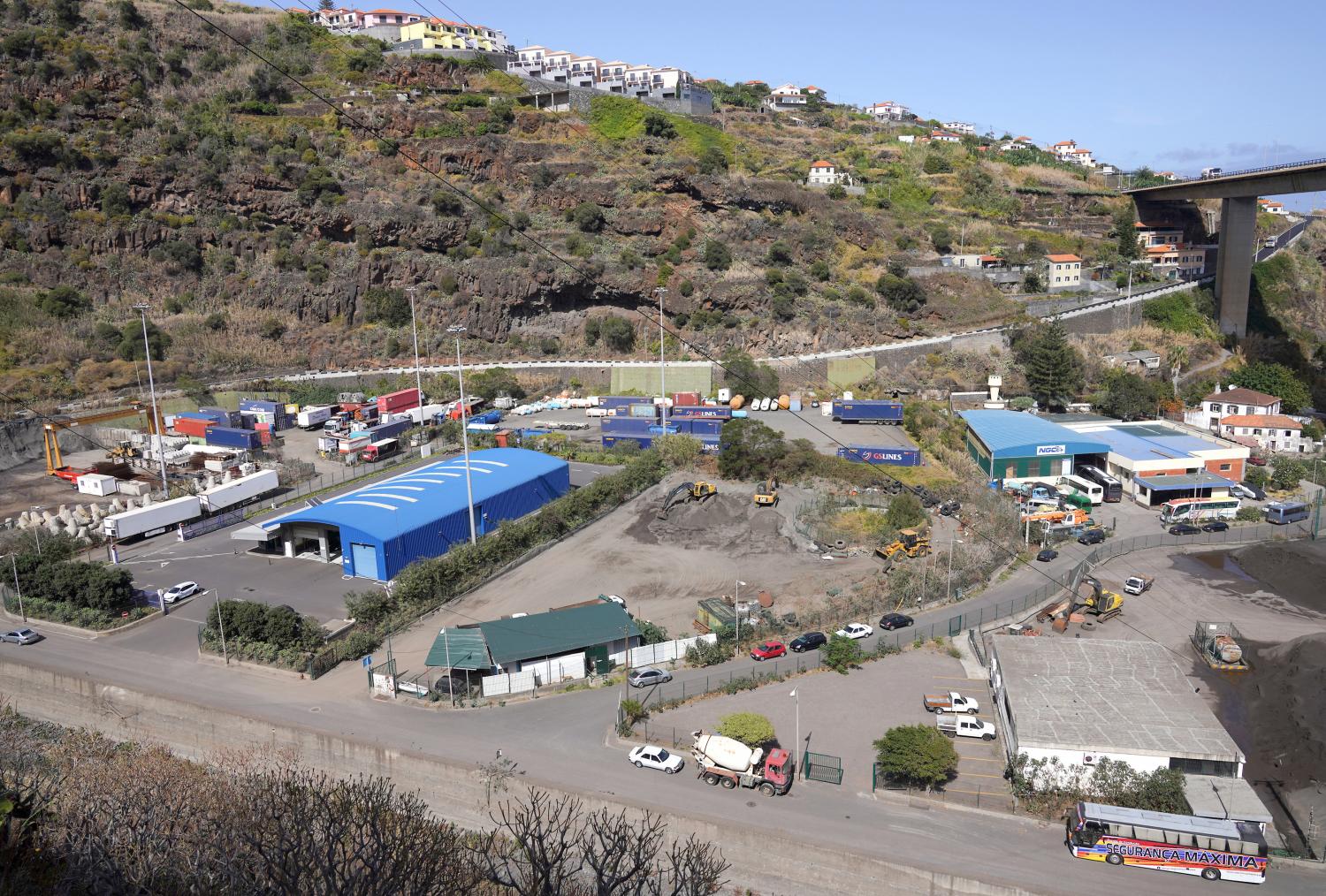 ‘Perdidos e Achados’: ‘Oásis’ entre poeiras, sucata e embarcações perdidas (com fotos)