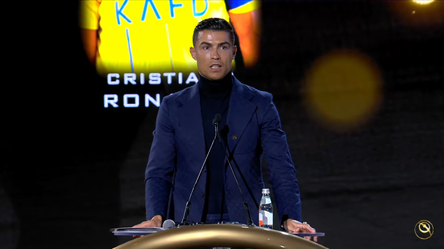 Cristiano Ronaldo arrecada três prémios nos Globe Soccer Awards