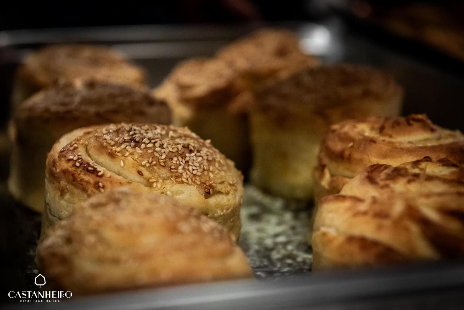 20 fotos com Sabores da Bósnia e da Madeira ‘À Mesa no Castanheiro’