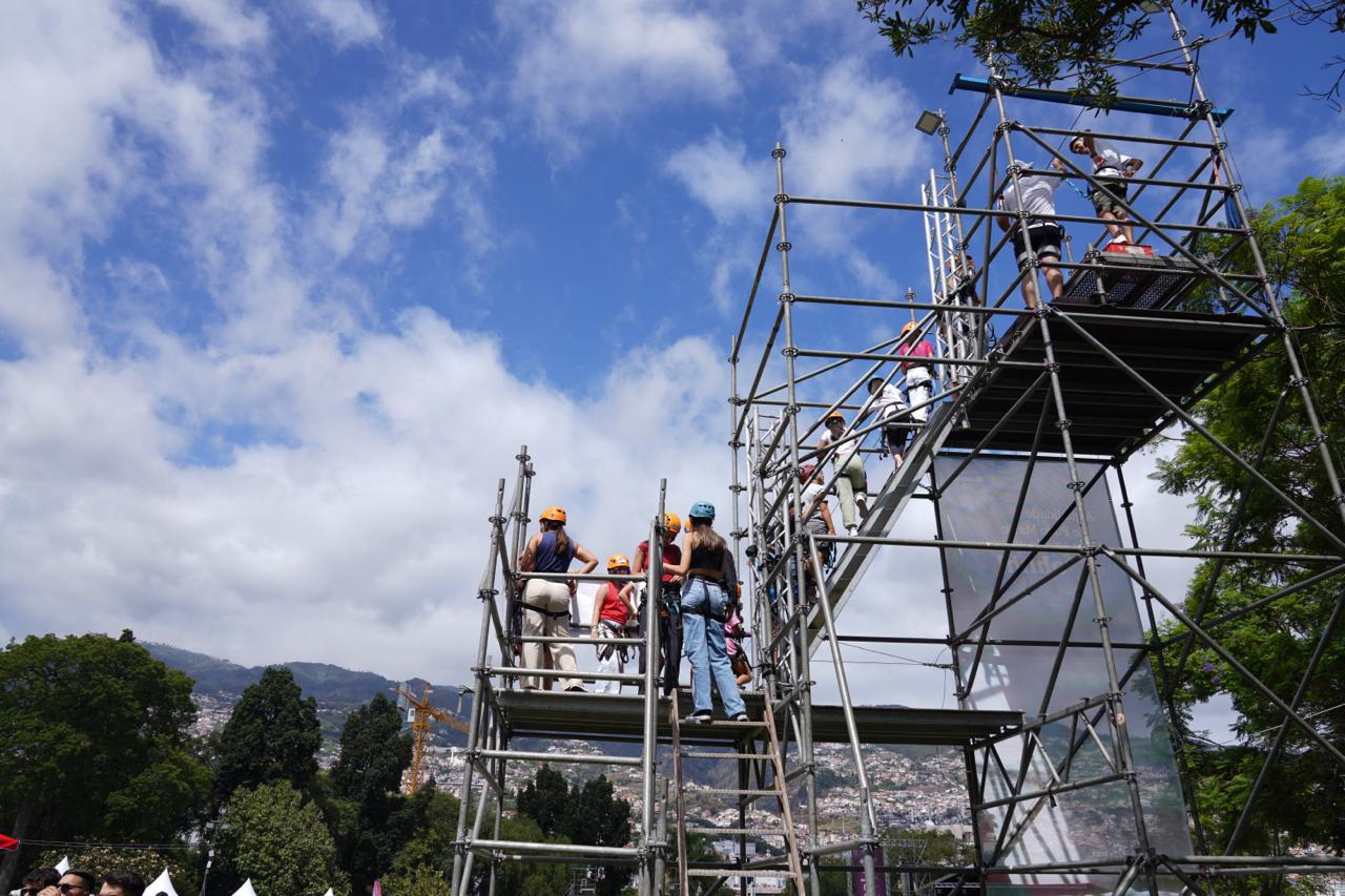 ‘Funchal Summer Fest’ já reúne muitos jovens a esta hora (com vídeo e fotos)