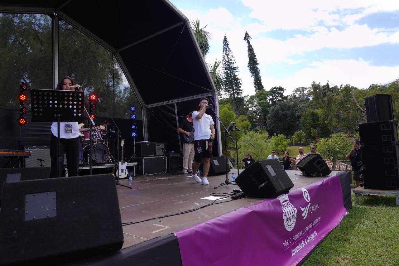 ‘Funchal Summer Fest’ já reúne muitos jovens a esta hora (com vídeo e fotos)