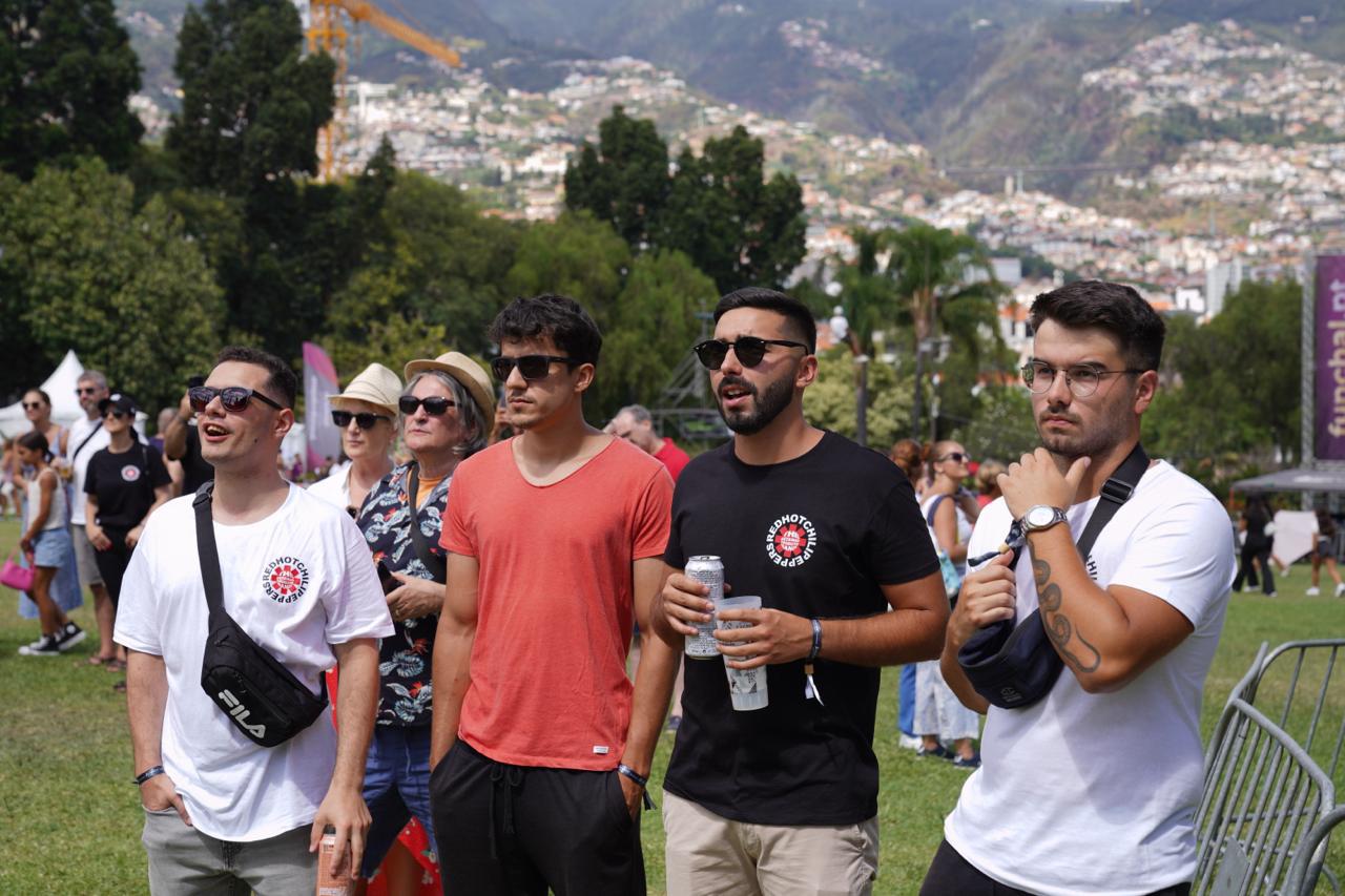 ‘Funchal Summer Fest’ já reúne muitos jovens a esta hora (com vídeo e fotos)