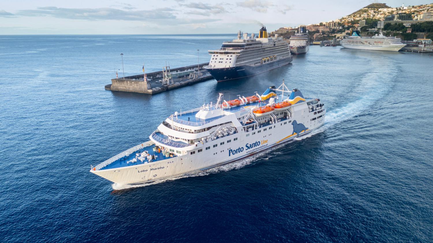 Imagem recolhida esta manhã mostra a saída do ferry Lobo Marinho.