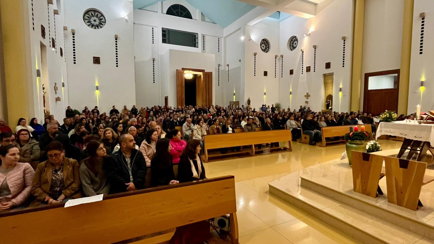 Bispo do Funchal exorta fiéis a serem eles próprios “sinais da presença de Deus nos nossos corações” (com fotos e vídeo)